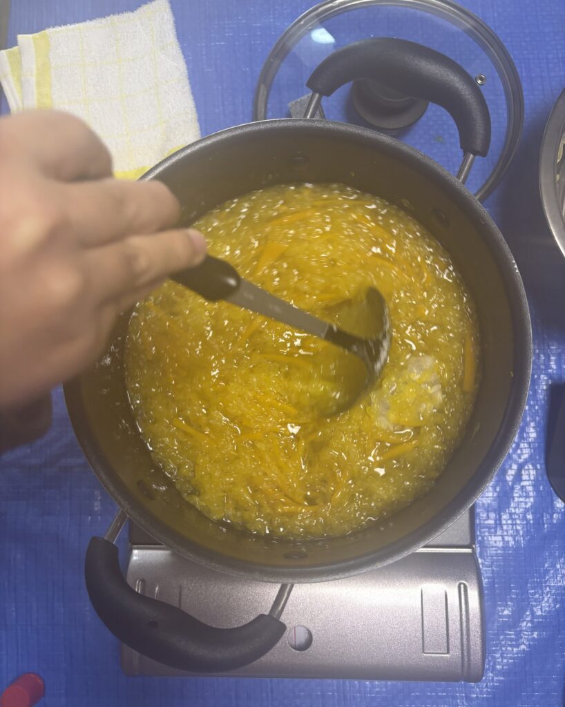 魚吹の風ではマーマレード作りが恒例の調理実習になっています。
